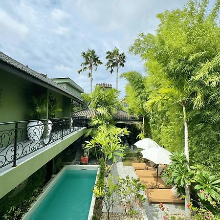The Lodge Canggu Denpasar  Bagian luar foto