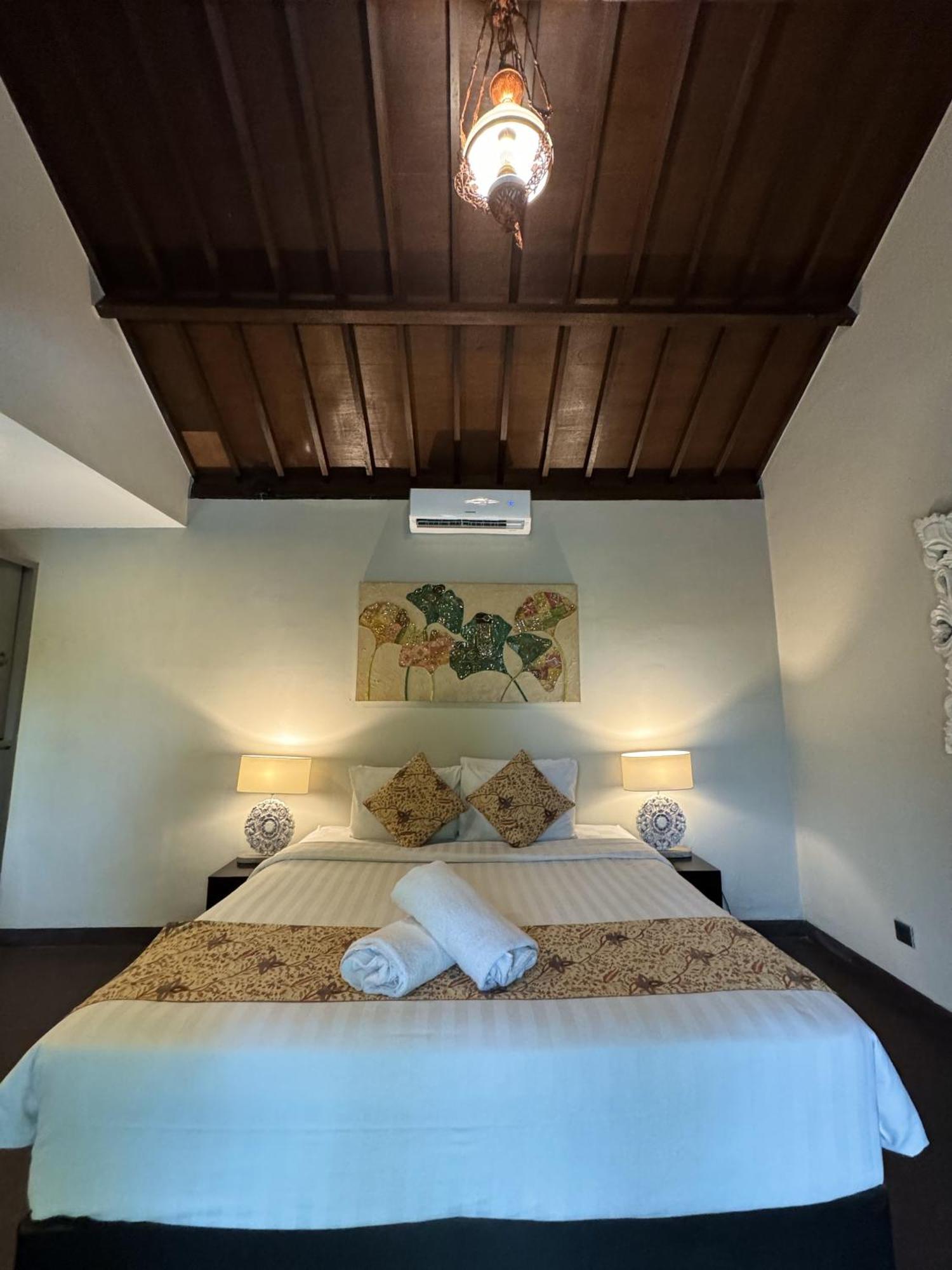 The Lodge Canggu Denpasar  Bagian luar foto